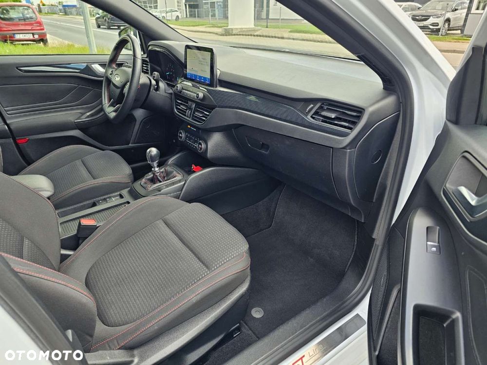 Ford Focus - 20