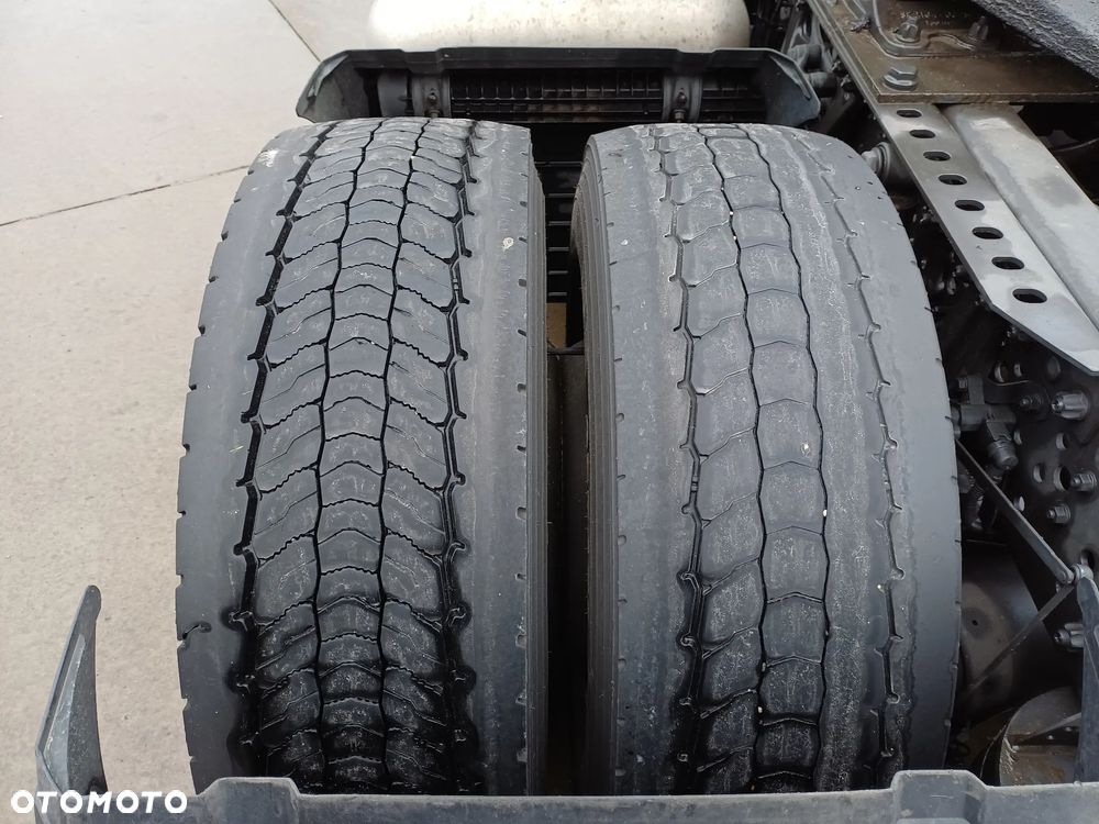 Mercedes-Benz Actros - 11