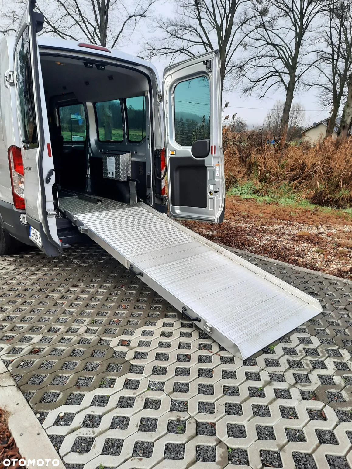 Ford Transit - 13