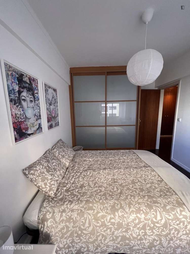 Quarto - localizado em Sacavém Lisbon - Grande imagem: 5/19