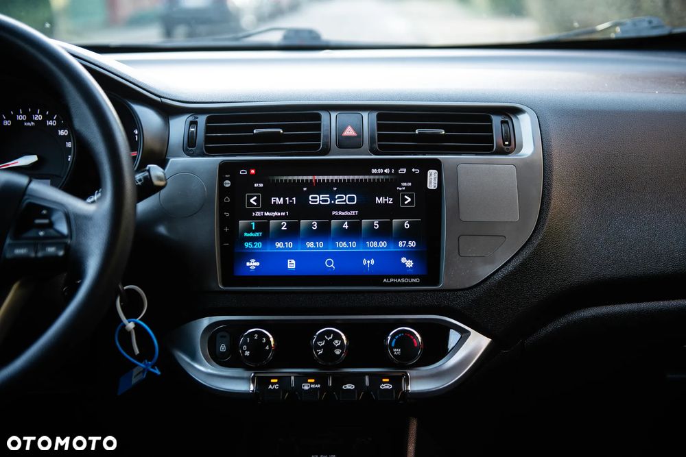 Kia Rio 1.4 Business Line Plus - 30