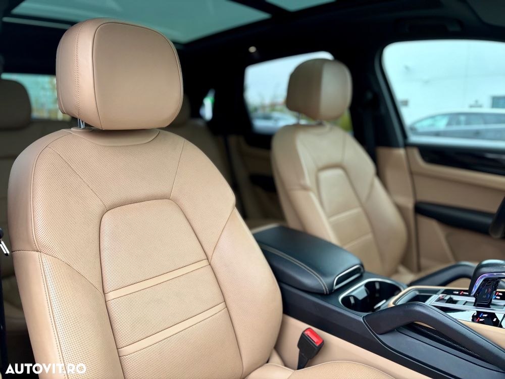 Porsche Cayenne S Tiptronic S - 19