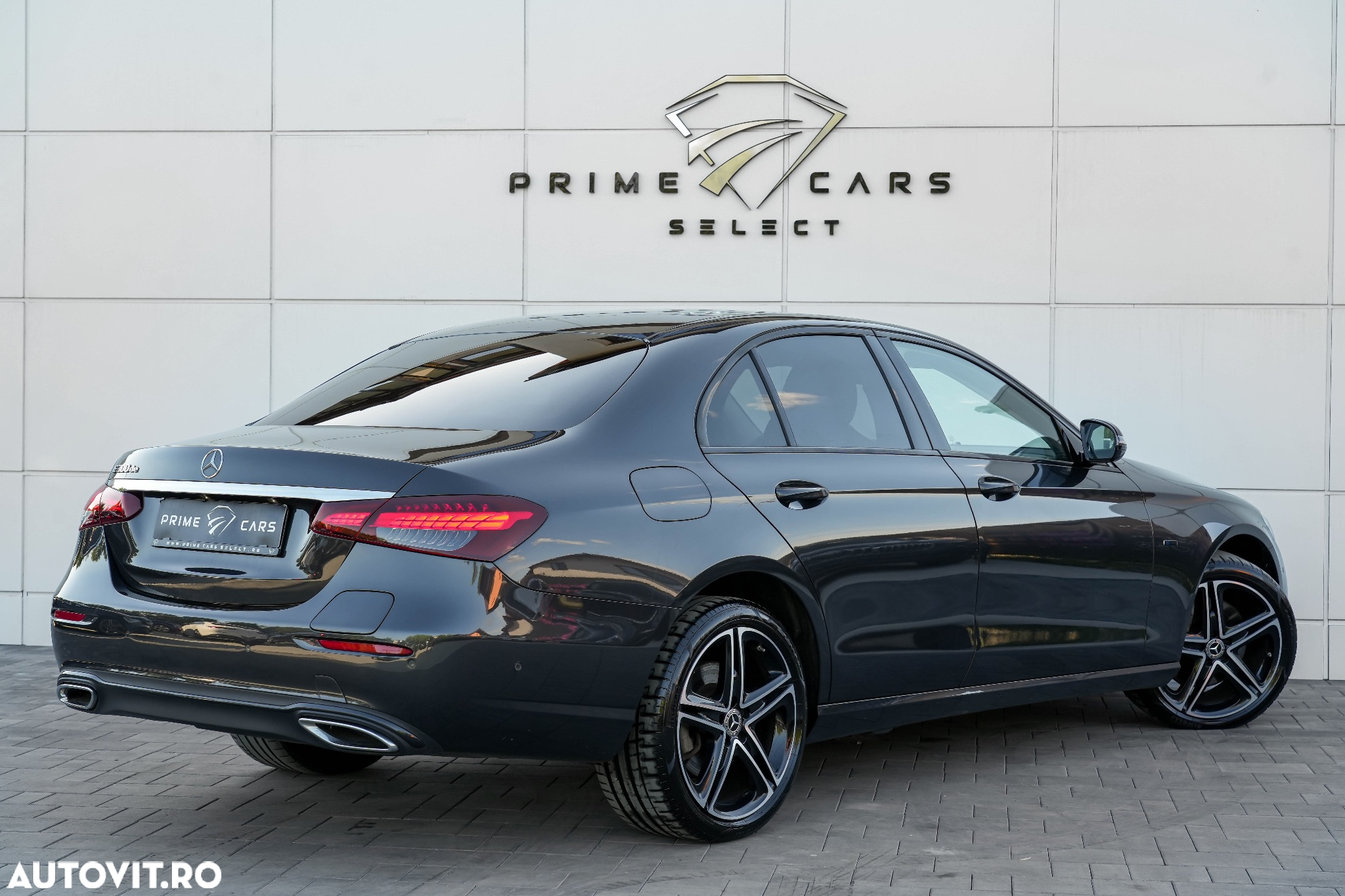 Mercedes-Benz E 300 de 9G-TRONIC Night Edition - 4
