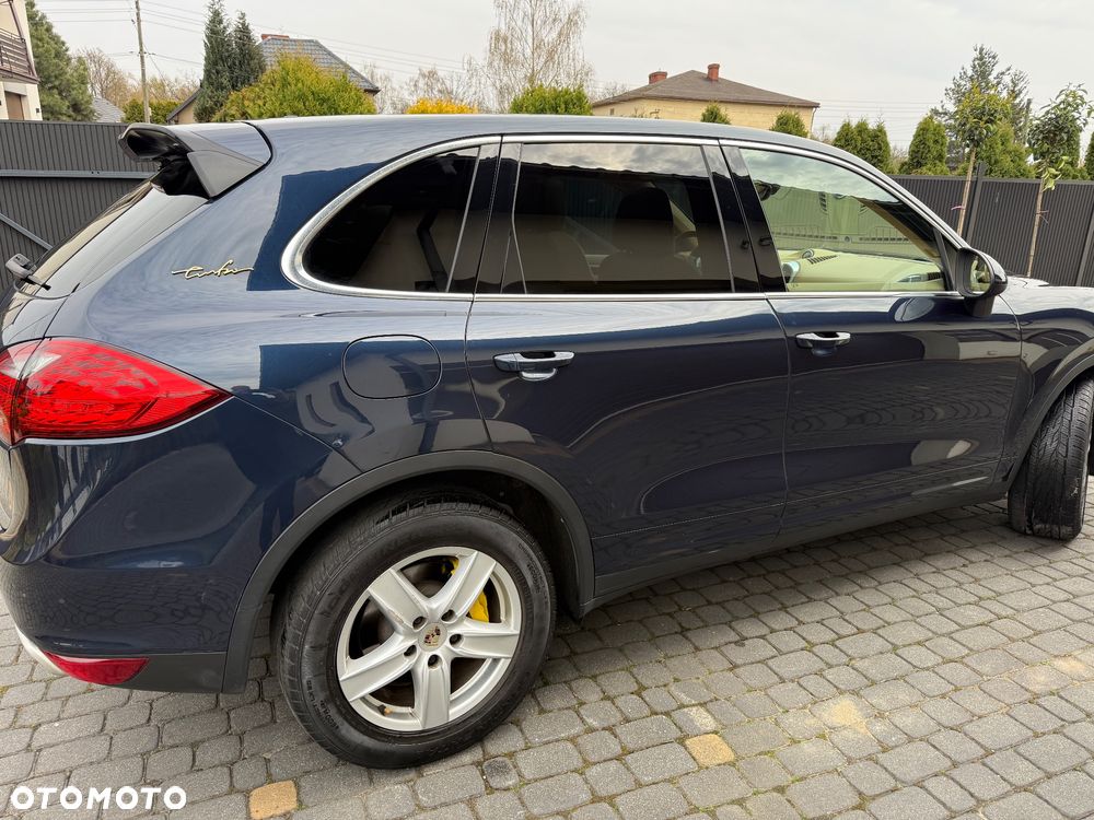 Porsche Cayenne - 34