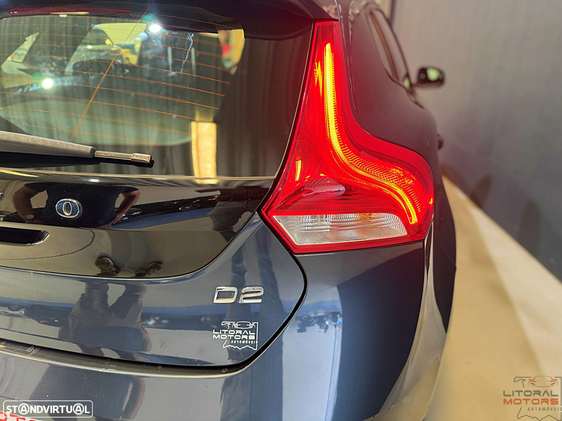 Volvo V40 D2 Line You! - 11