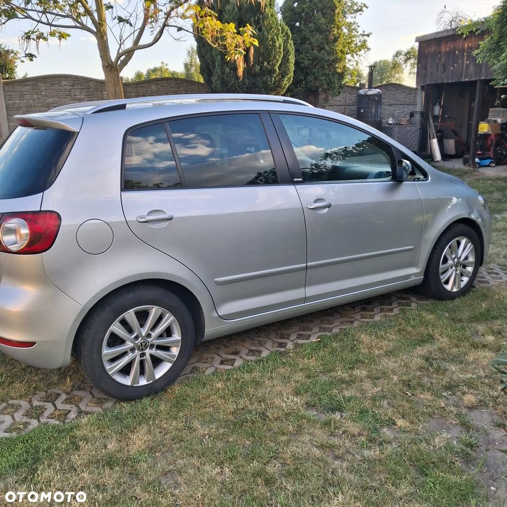 Volkswagen Golf Plus 1.6 TDI Comfortline DSG - 18