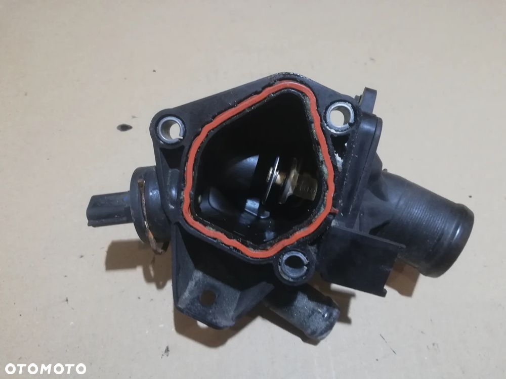 Renault Master III IV obudowa termostatu króciec oryg 2.3 dci 110604371r - 4