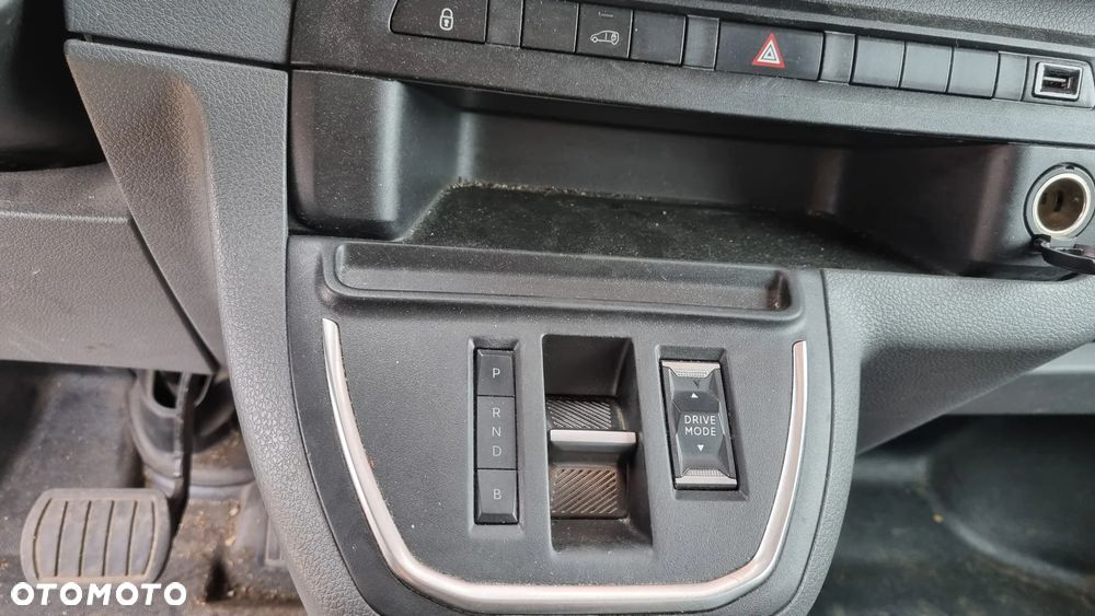 Peugeot EXPERT - 15