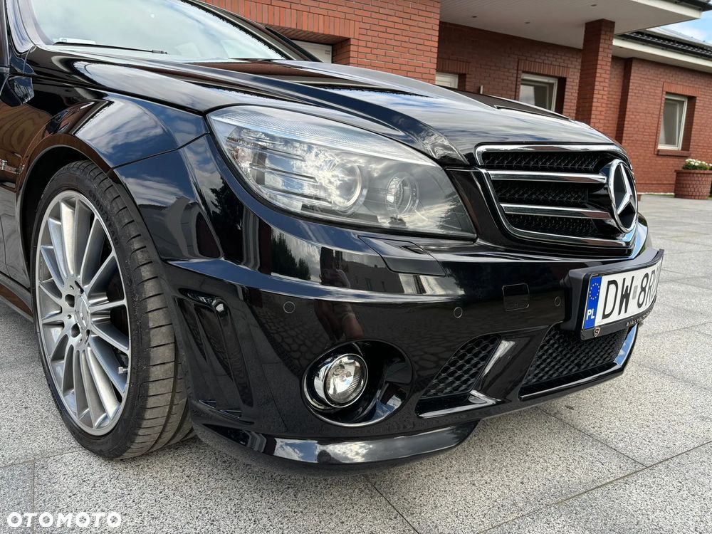Mercedes-Benz Klasa C 63 AMG - 19