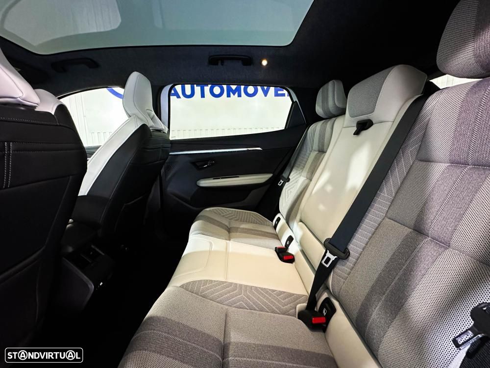 Renault Scénic 220 Long Range Techno — fotografia 9