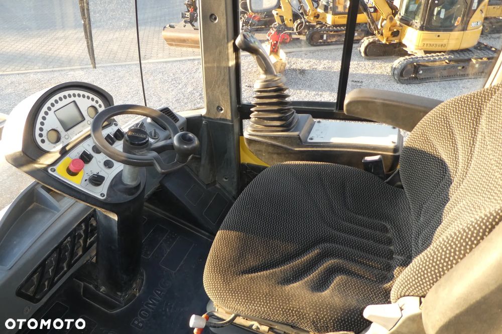 Bomag BW 213 D-5  SPROWADZONY - 21