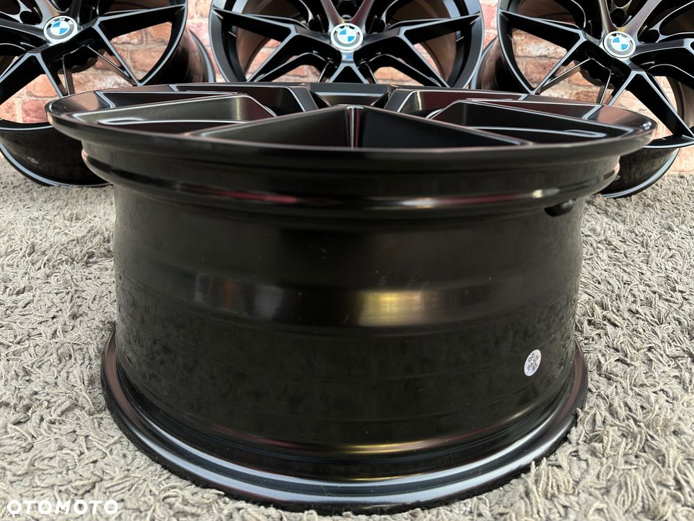 Nowe Felgi zamienniki BMW w kolorze czarnym 8,5j et35 5x120 - 18
