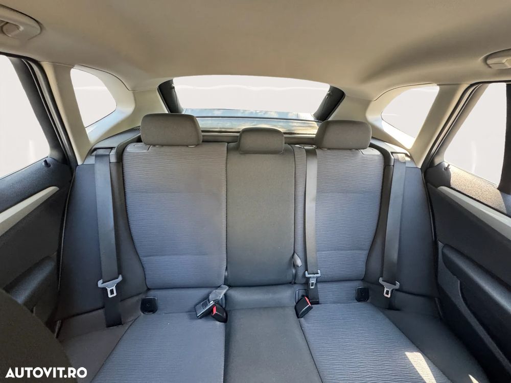 BMW X1 sDrive18d - 10