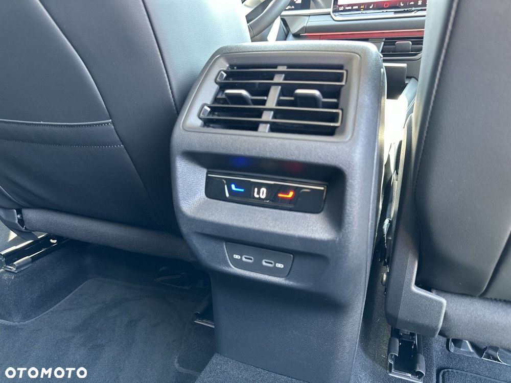 Volkswagen Tayron - 27