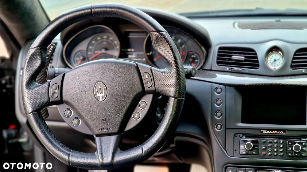 Maserati GranTurismo MC Stradale - 16