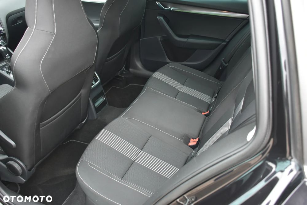 Skoda Octavia 2.0 TDI DSG Ambition - 14