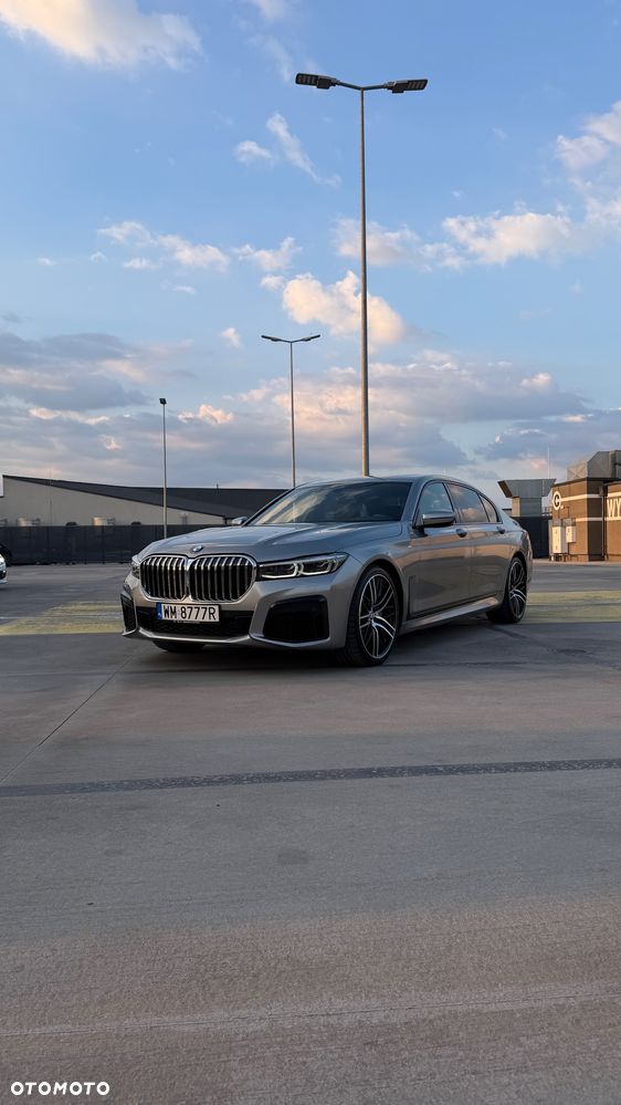 BMW Seria 7 740Li sport - 2