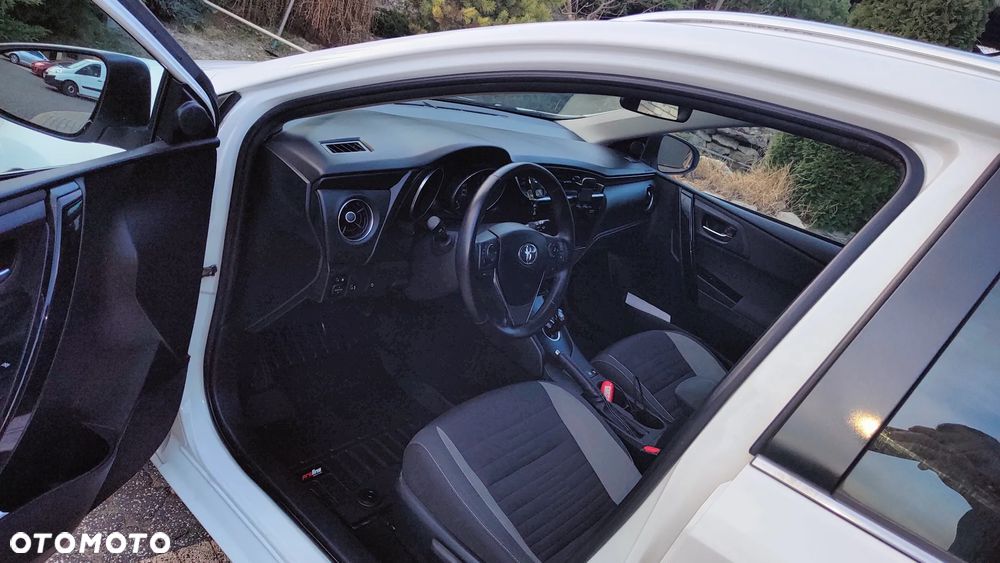 Toyota Auris 1.8 VVT-i Automatik Comfort - 13