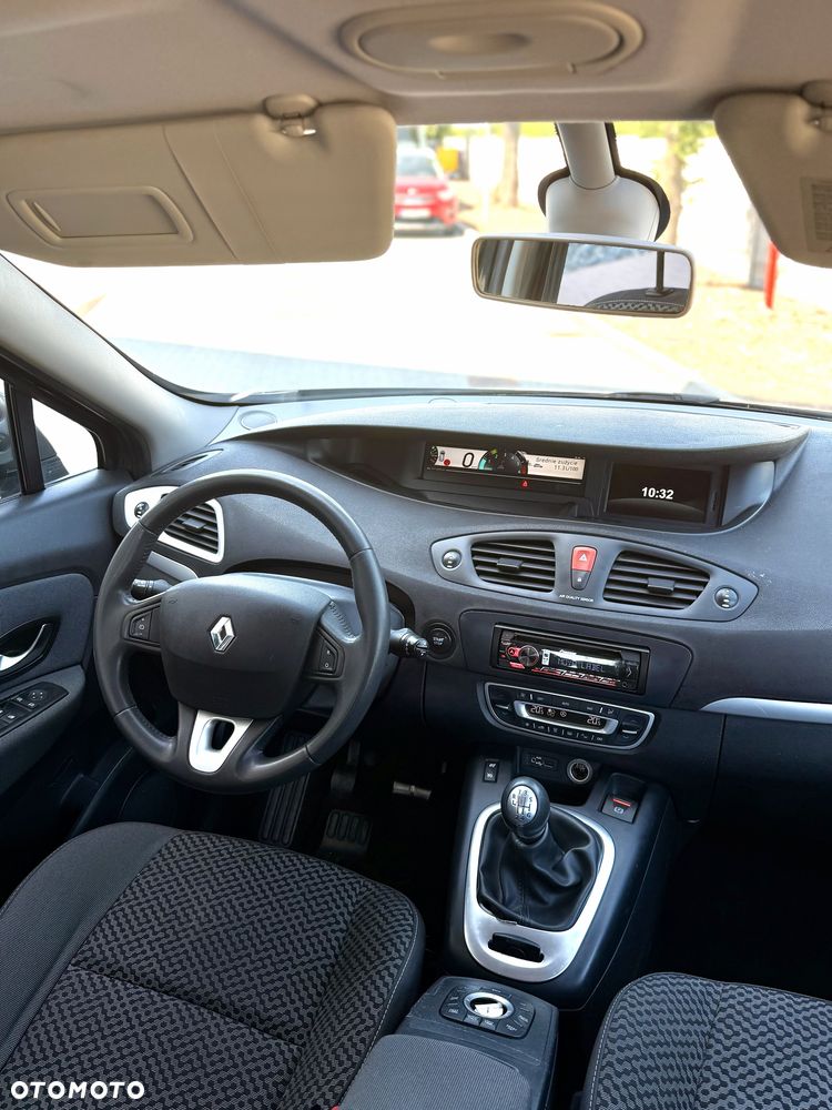 Renault Scenic - 5