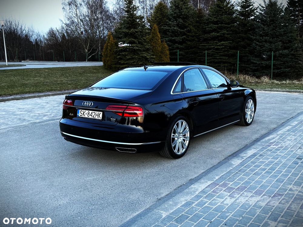Audi A8 4.2 TDI DPF (clean diesel) quattro tiptronic - 6