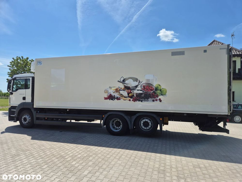 MAN TGS 26.400 6X2 CARRIER chłodnia 8m - 3