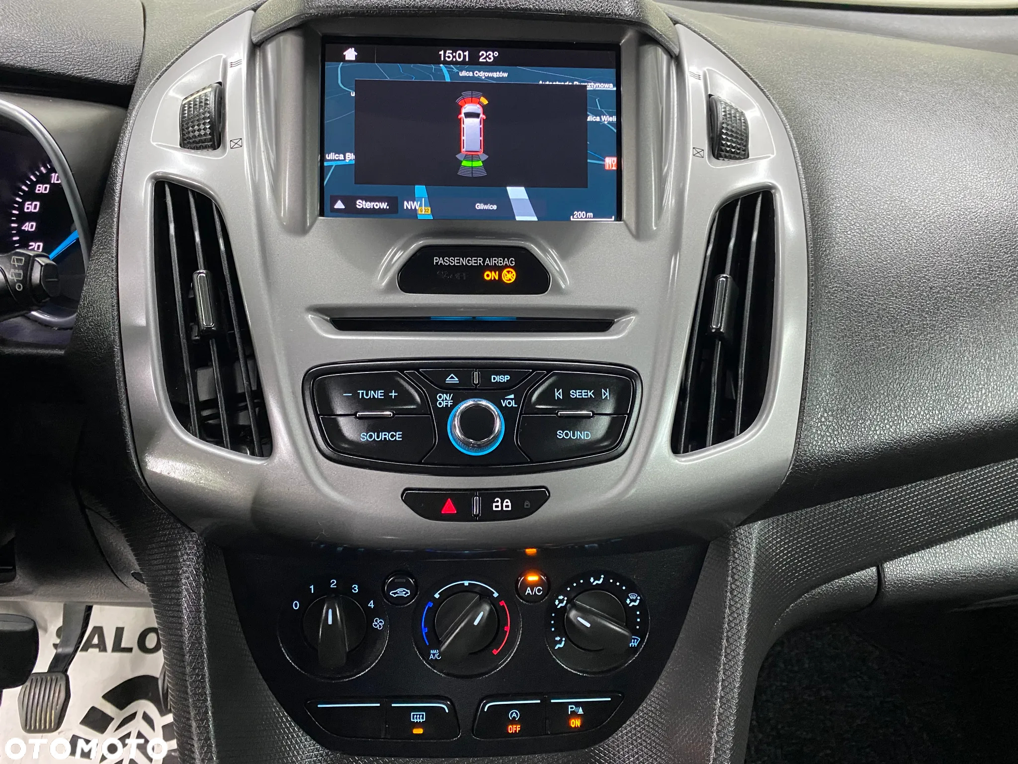 Ford Tourneo Connect 1.5 EcoBlue Start-Stop Trend - 21