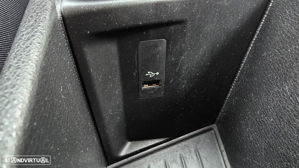 BMW X2 18 d sDrive Auto Advantage - 35