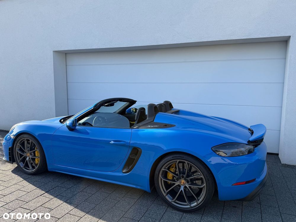 Porsche 718 Spyder - 3