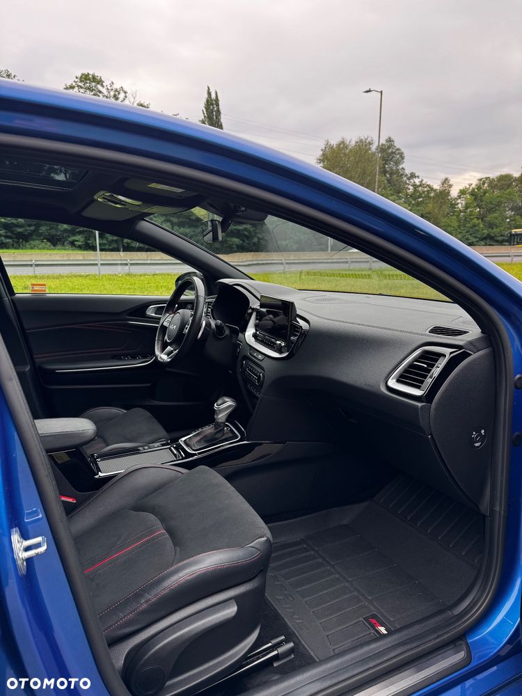 Kia ProCeed - 8