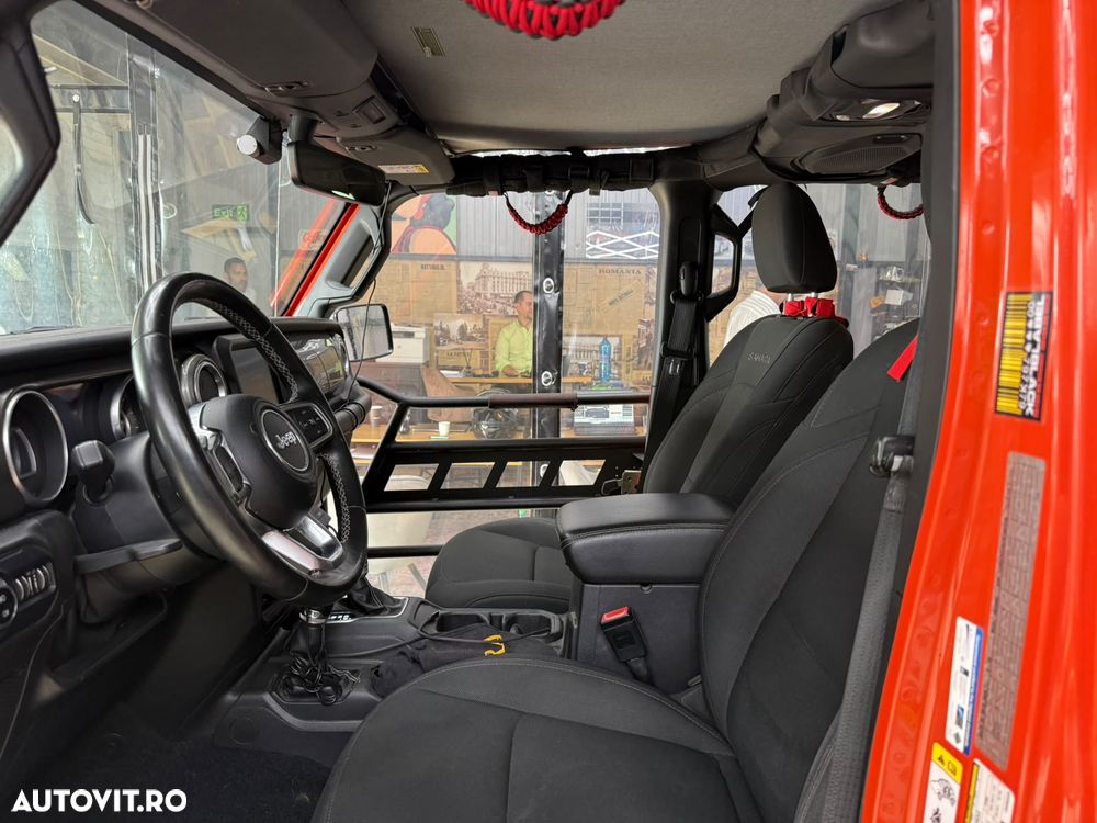 Jeep Wrangler 2.2 CRD AT8 Sahara - 18