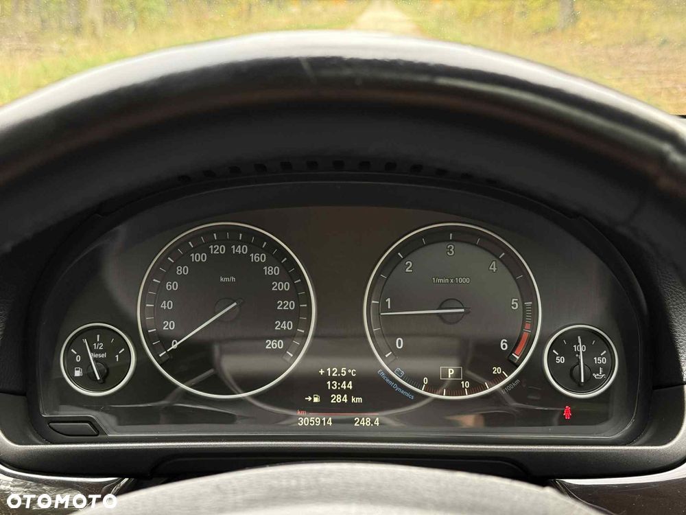 BMW Seria 5 520d - 8