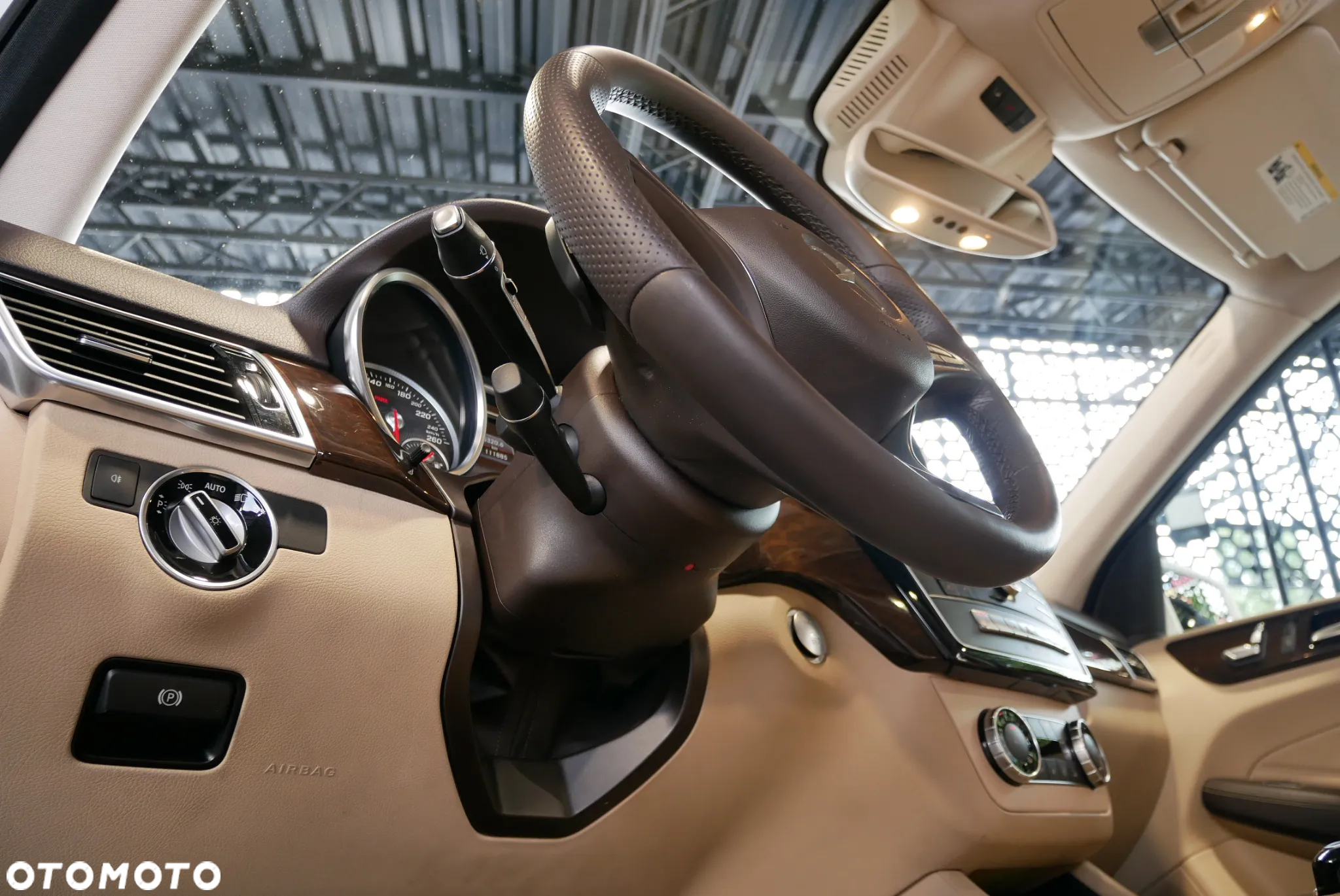 Mercedes-Benz GLE - 20