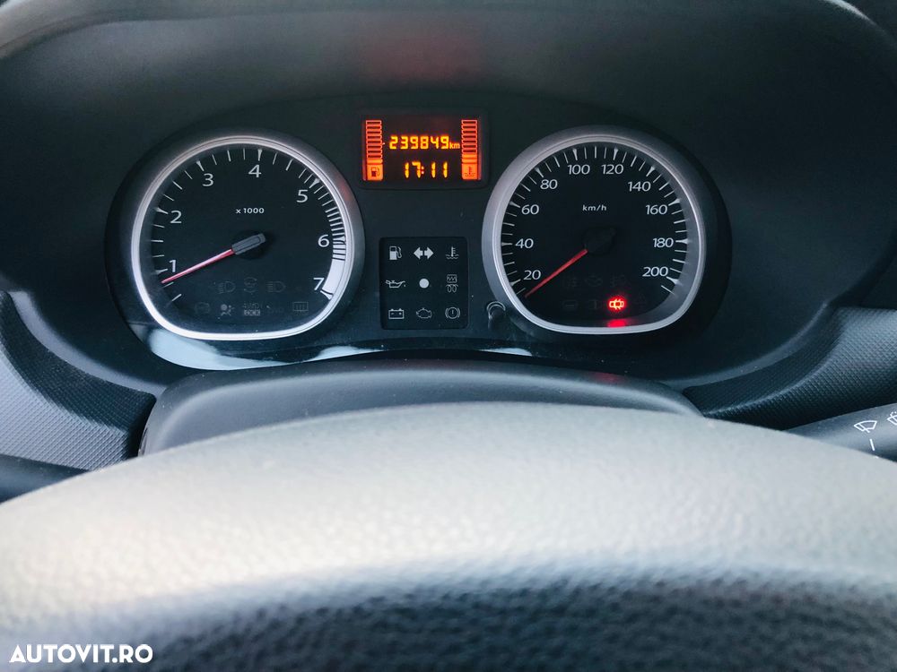 Dacia Duster 1.5 dCi 4x2 Laureate - 13