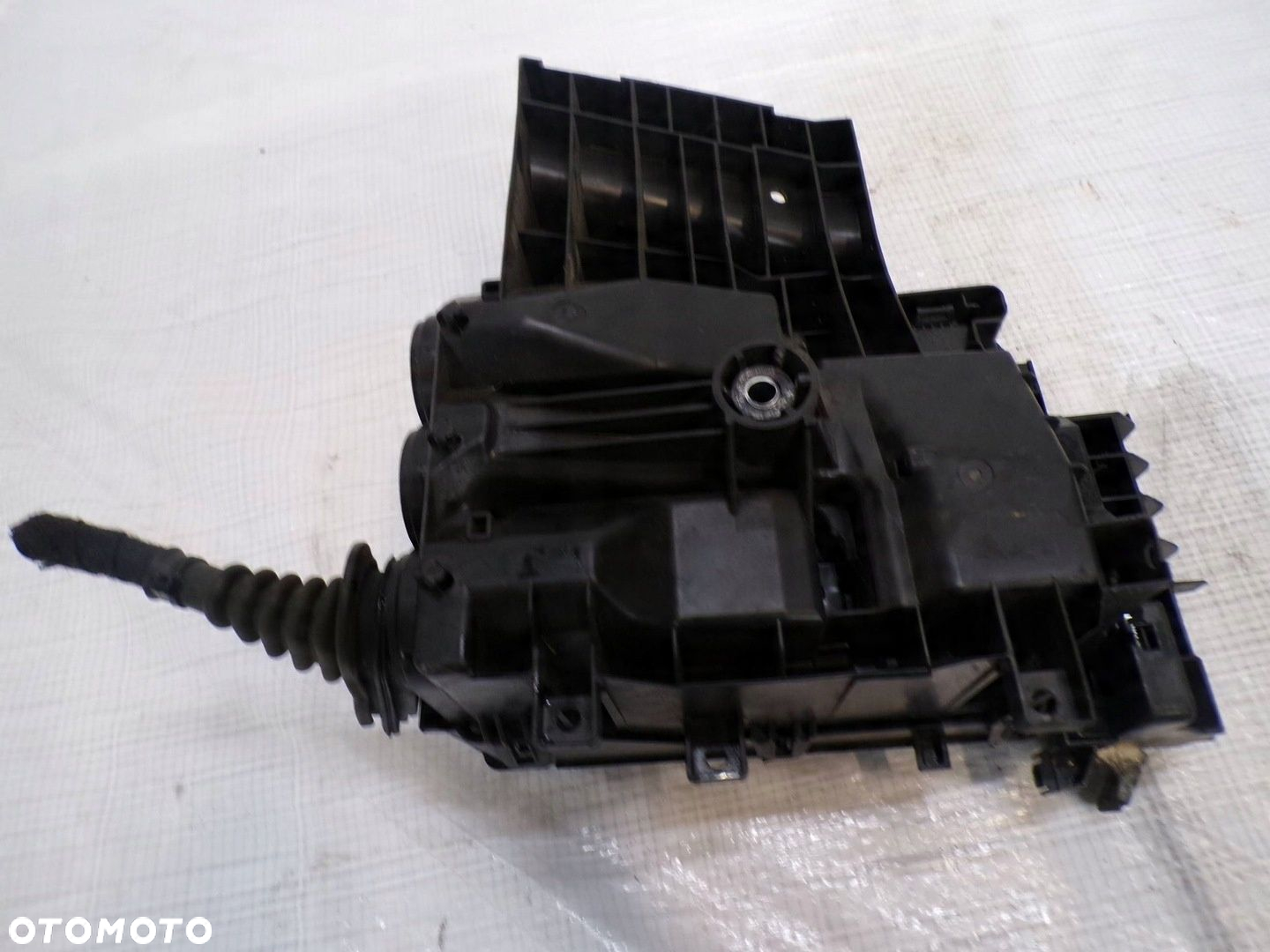 SKRZYNKA BEZPIECZNIKÓW BSI OPEL ASTRA K V 1.6 CDTI BiTurbo - 5