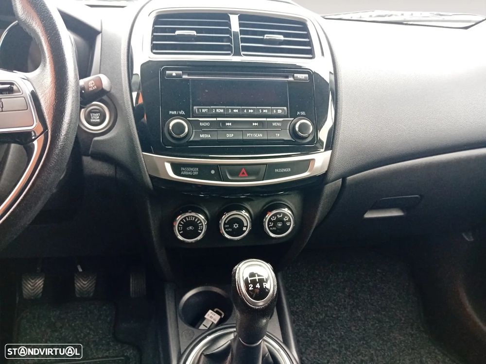 Mitsubishi ASX 1.6 Intense - 12