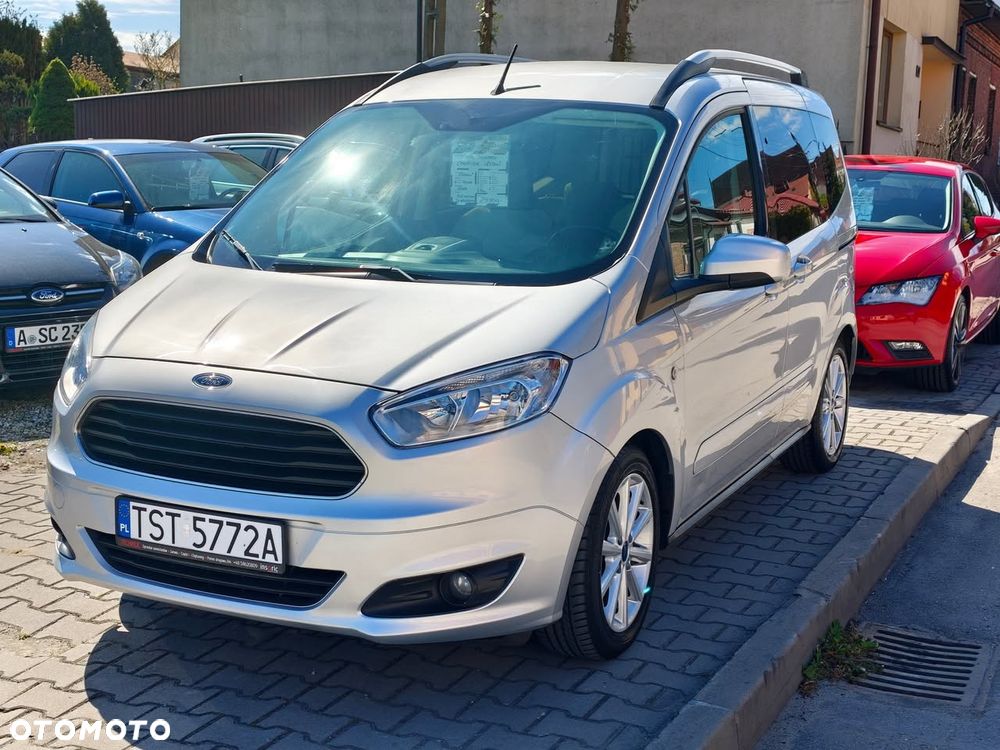 Ford Tourneo Courier 1.5 TDCi Titanium - 2