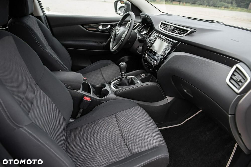 Nissan Qashqai 1.2 DIG-T N-Connecta - 11