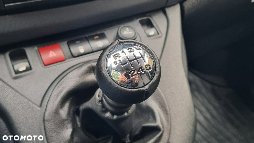 Peugeot Partner - 15