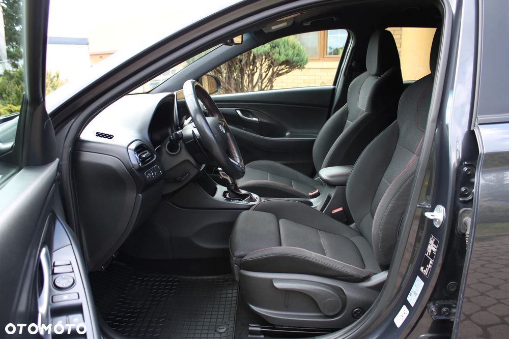 Hyundai i30 1.5 T-GDI 48V-Hybrid DCT N-Line - 14