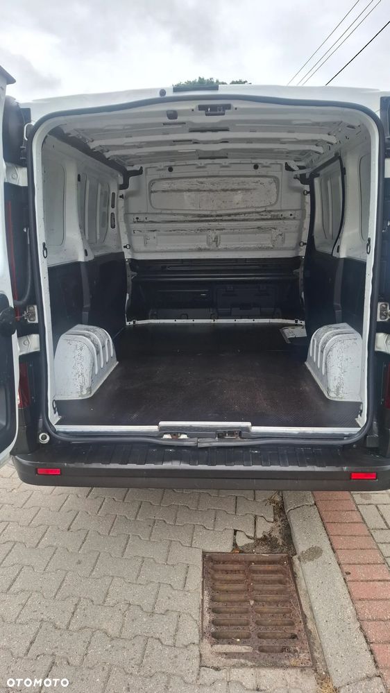 Renault Trafic - 10