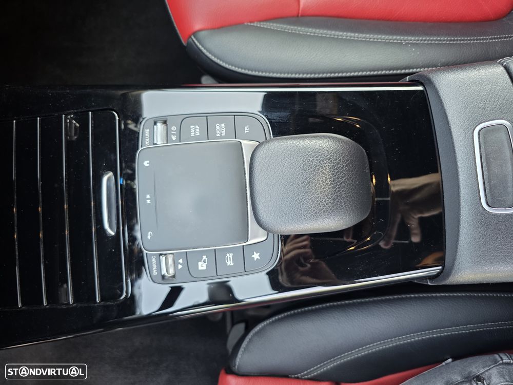 Mercedes-Benz CLA 250 e 8G-DCT AMG Line - 29