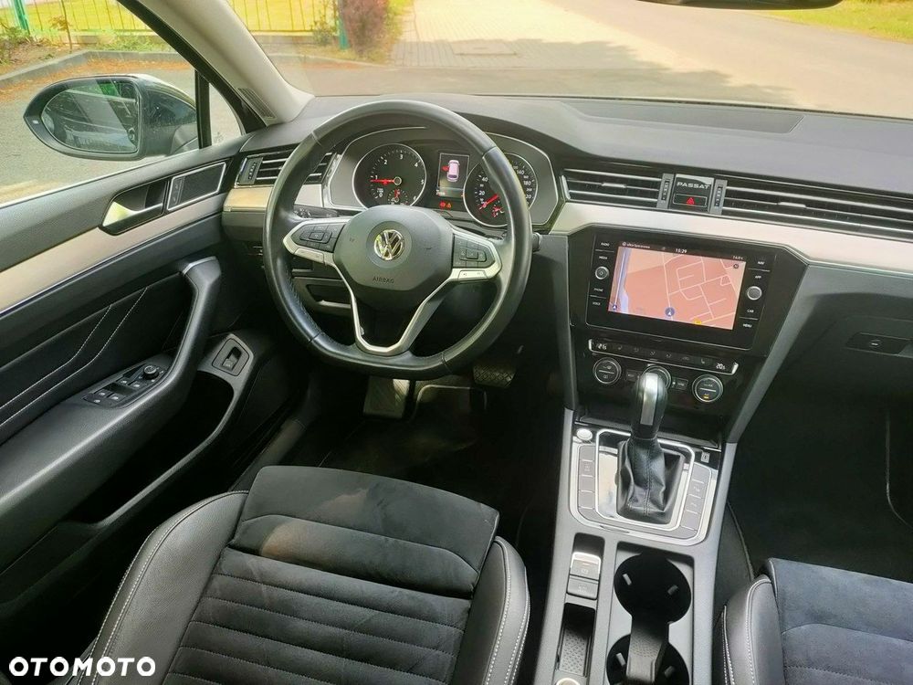 Volkswagen Passat - 35