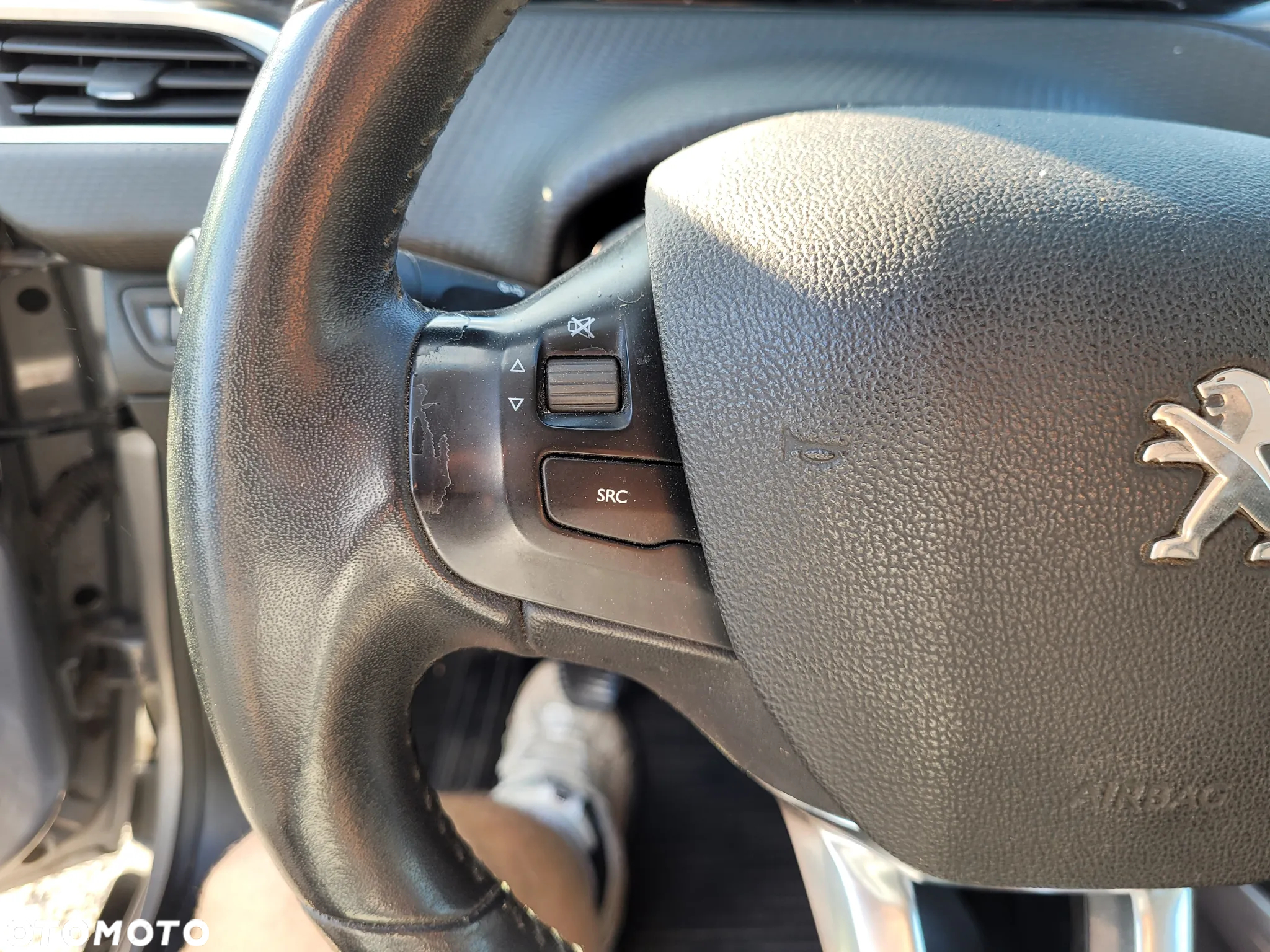 Peugeot 2008 1.2 Pure Tech Access - 10