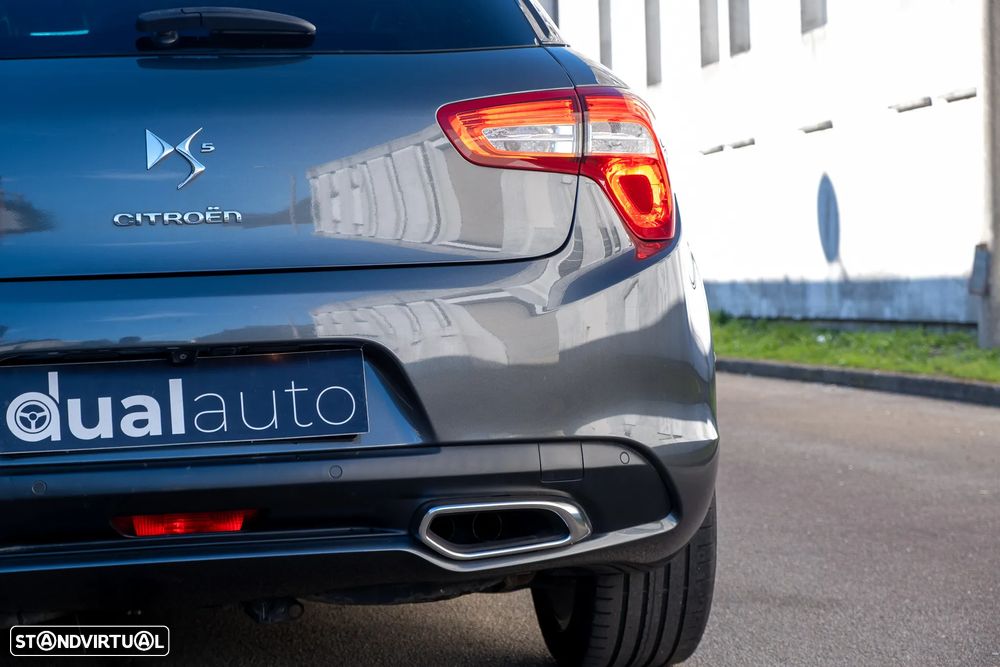 Citroën DS5 HDi 165 Aut. SportChic - 9