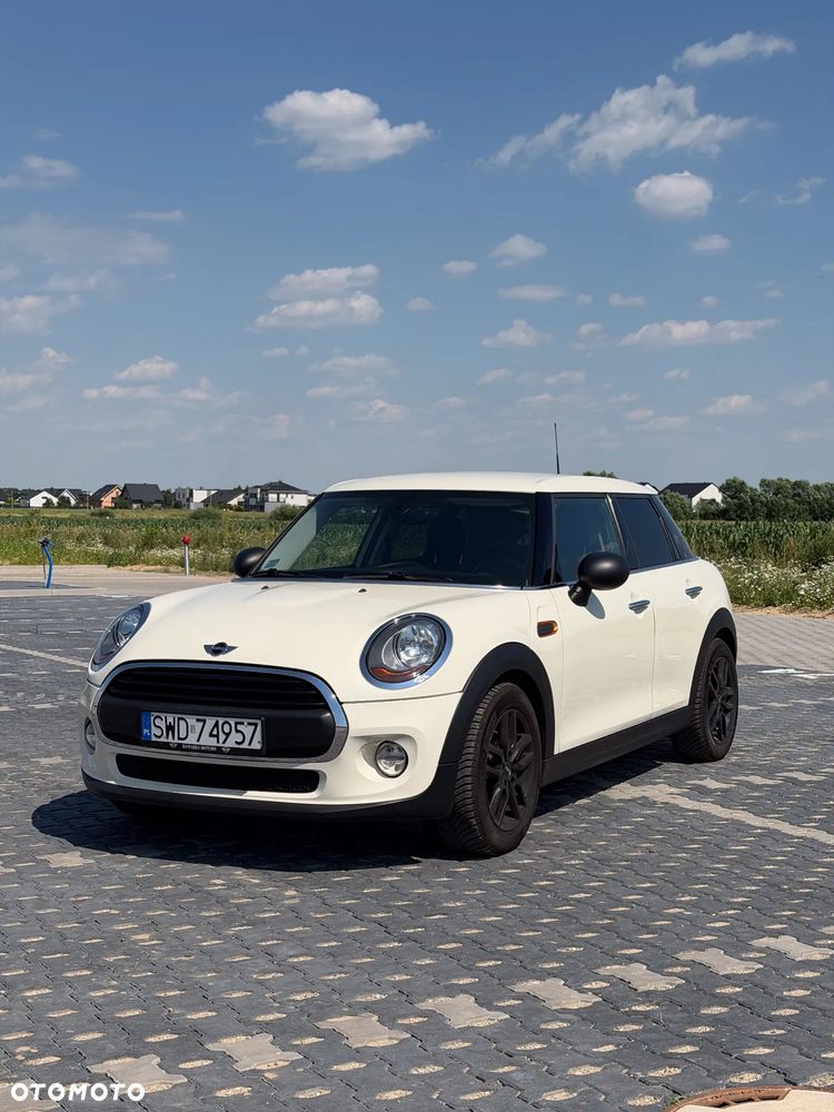 MINI ONE - 1