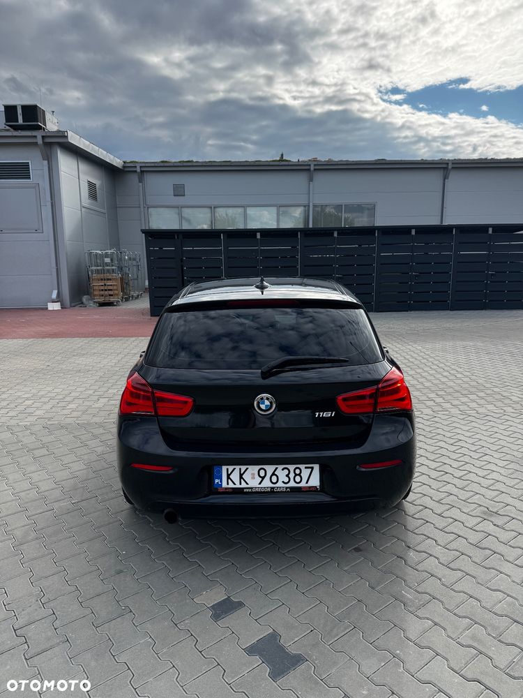 BMW Seria 1 116i - 7