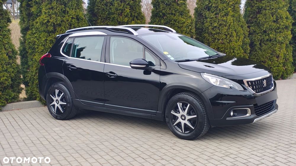 Peugeot 2008 1.6 BlueHDi Allure S&S - 13