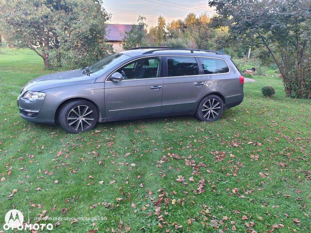 Volkswagen Passat - 4