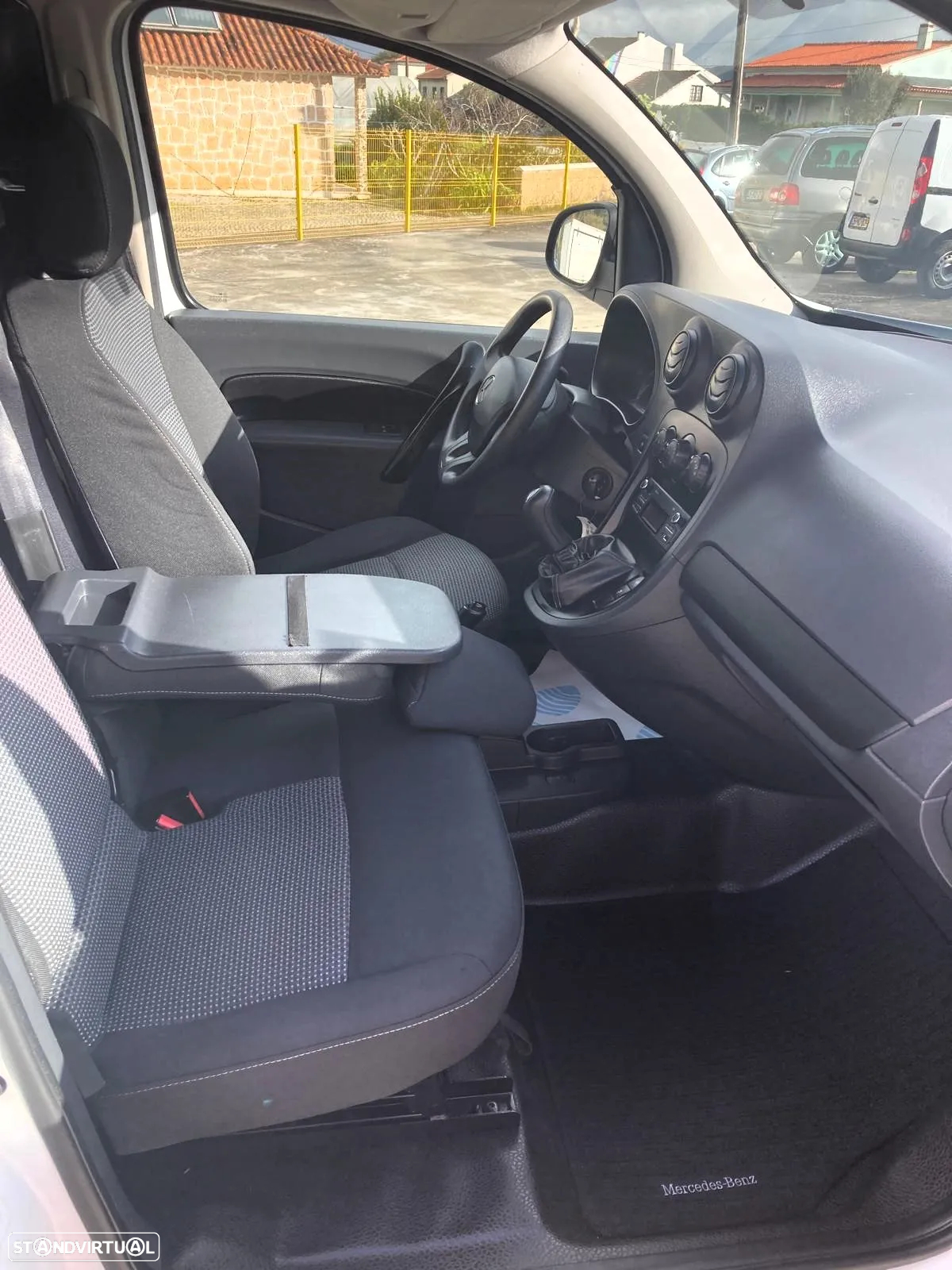 Mercedes-Benz Citan 109 CDI/27 90 3L - 6