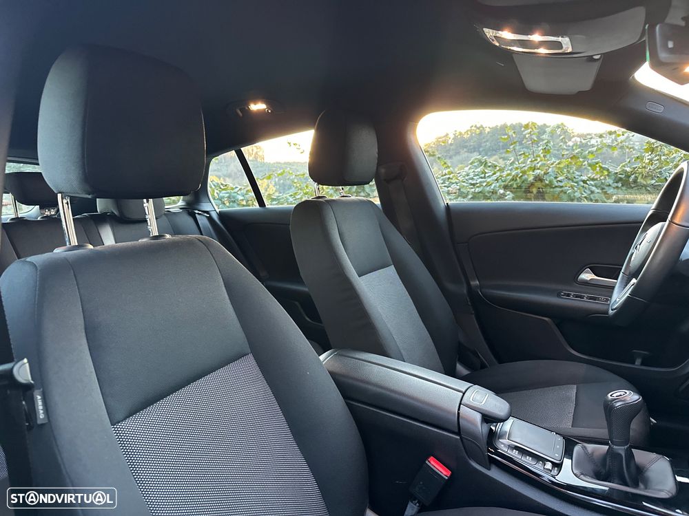 Mercedes-Benz CLA 180 - 44